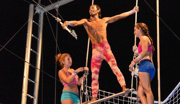 Luke ONeill - Circus - Zenfolio-44