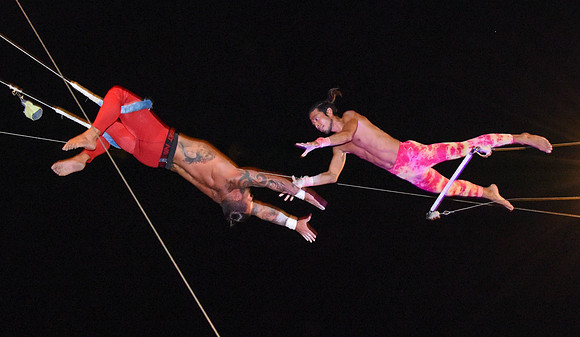 Luke ONeill - Circus - Zenfolio-43